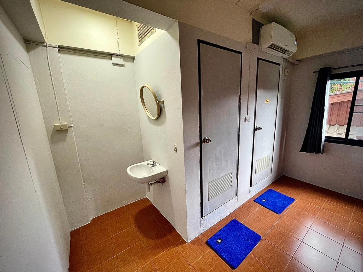 Satop Travelers Guesthouse Chiang Mai Extérieur photo