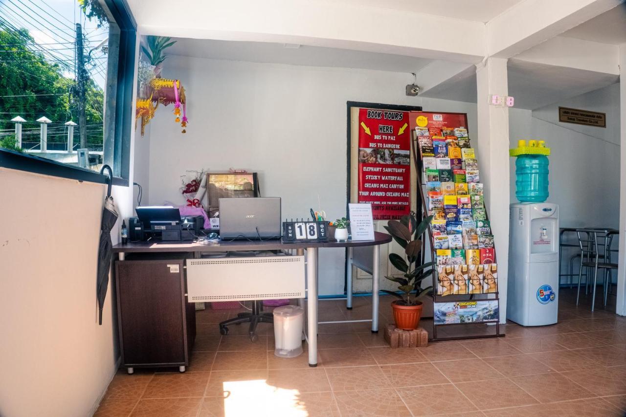 Satop Travelers Guesthouse Chiang Mai Extérieur photo