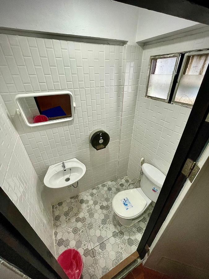 Satop Travelers Guesthouse Chiang Mai Extérieur photo