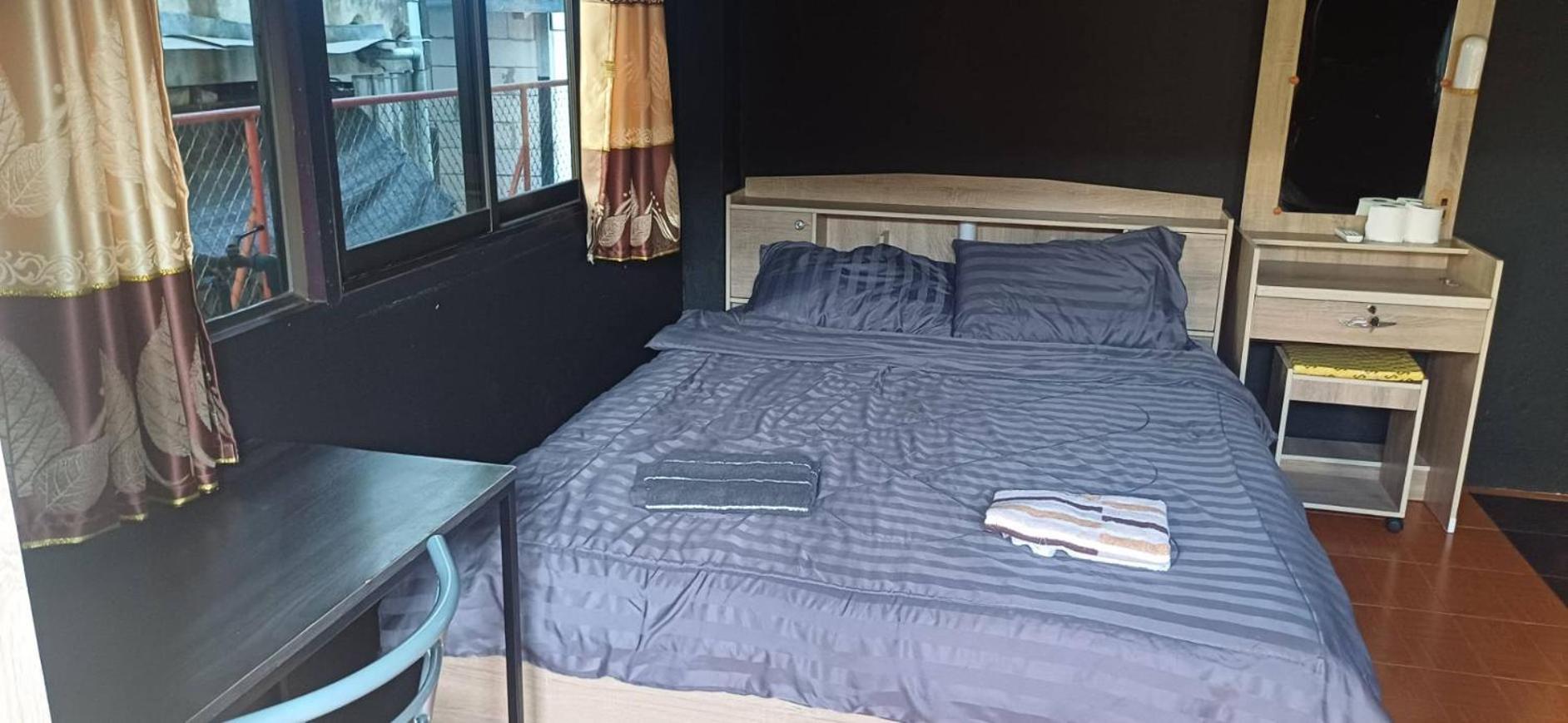 Satop Travelers Guesthouse Chiang Mai Extérieur photo